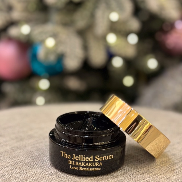 Love Renaissance The Jellied Serum